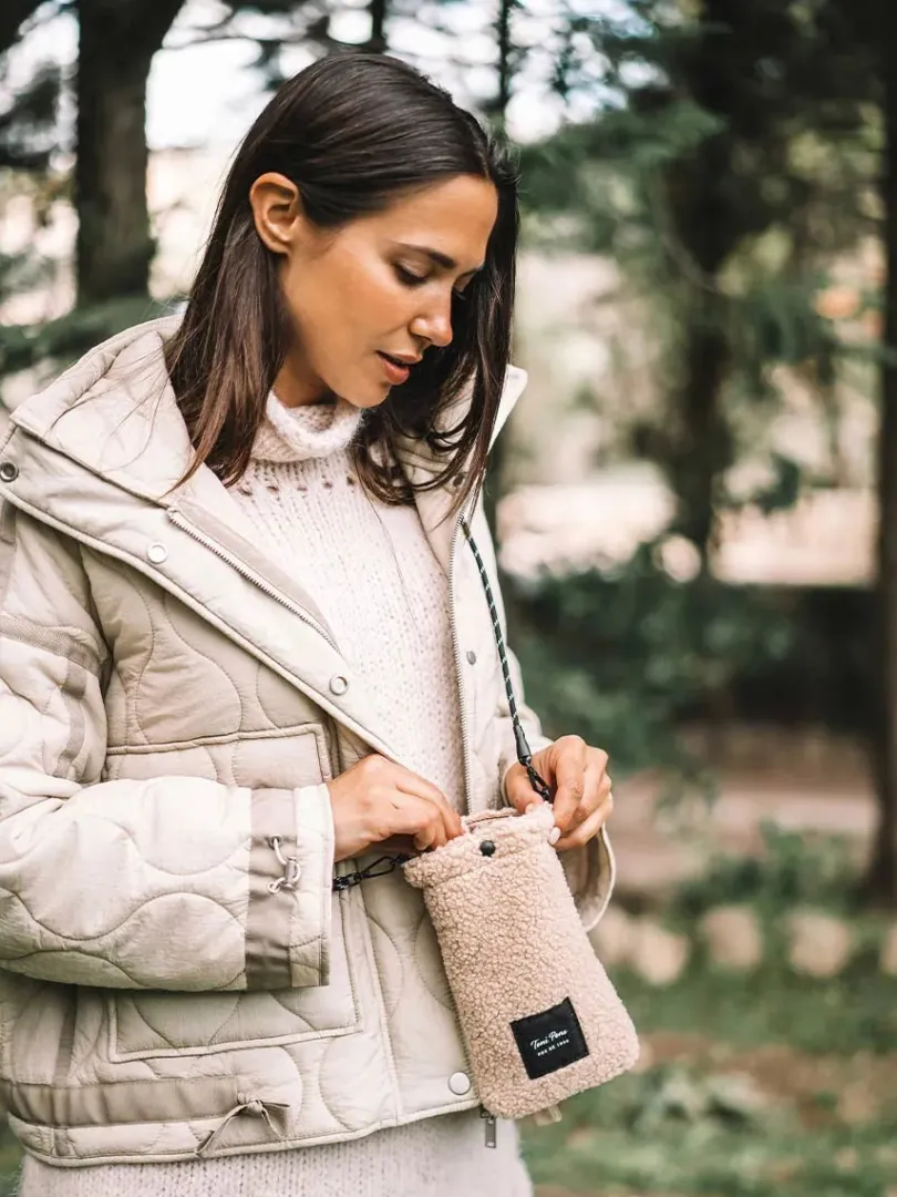 Toni Pons Bolsos | GABIN - Bolso para el móvil en material tipo borrego | GABIN