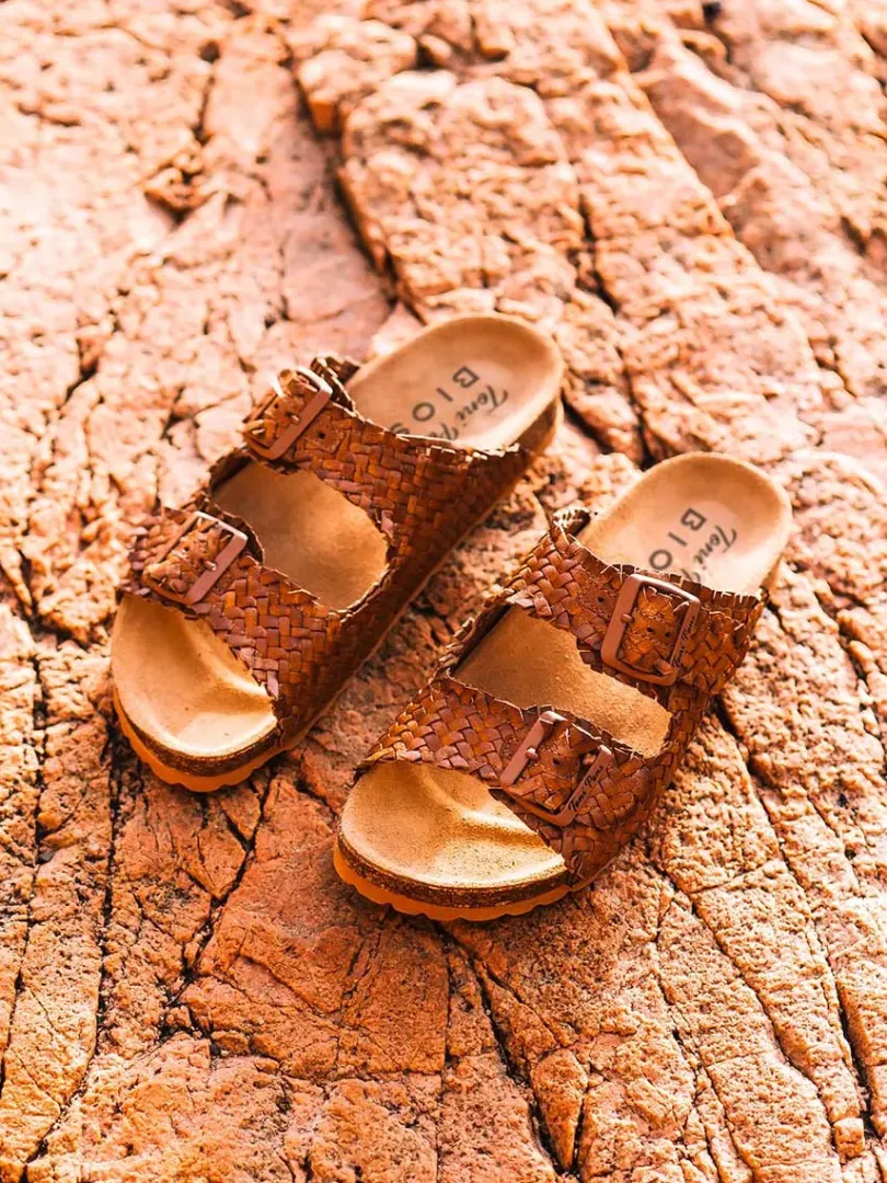 Toni Pons Sandalias | Bios | GUAM-TE - Sandalia de mujer con hebillas tipo BIO | GUAM-TE