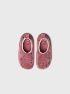 Toni Pons Slippers | IMAGINA - Zapatillas de casa para niños inspiradas en la obra de Salvador Dalí | IMAGINA