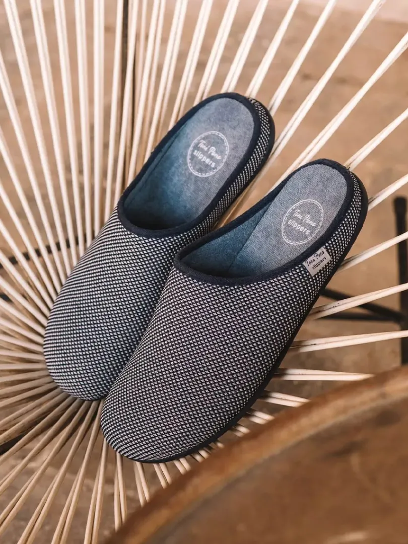 Toni Pons Slippers | NASH-JO - Zapatilla de casa tipo zueco de hombre en rejilla | NASH-JO