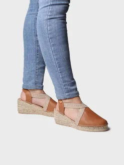 Toni Pons Cuñas Medias | Cerradas | TUNDRA - Alpargata de mujer en piel con cuña y elásticos diseñada para un calce más ancho | TUNDRA